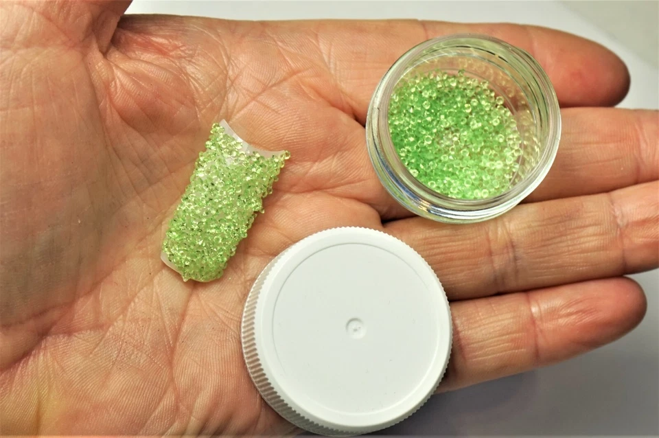 CRISTALES VERDES PREMIUM PARA UÑAS 1000 Pixiecrystals arte en uñas pequeño regalo Foto 3 de 4