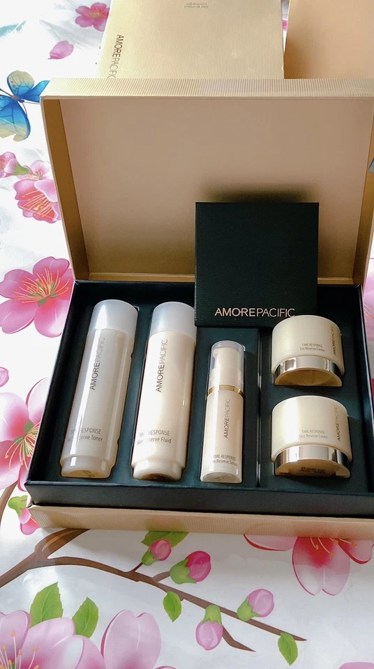 AMOREPACIFIC TIME RESPONSE EXPERIENCE GIFT - Image 3 of 4