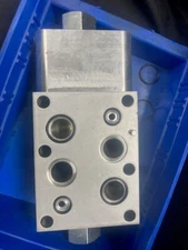 Sun Hydraulics high capacity full time regenerative assembly, part #YDGHXCNCA