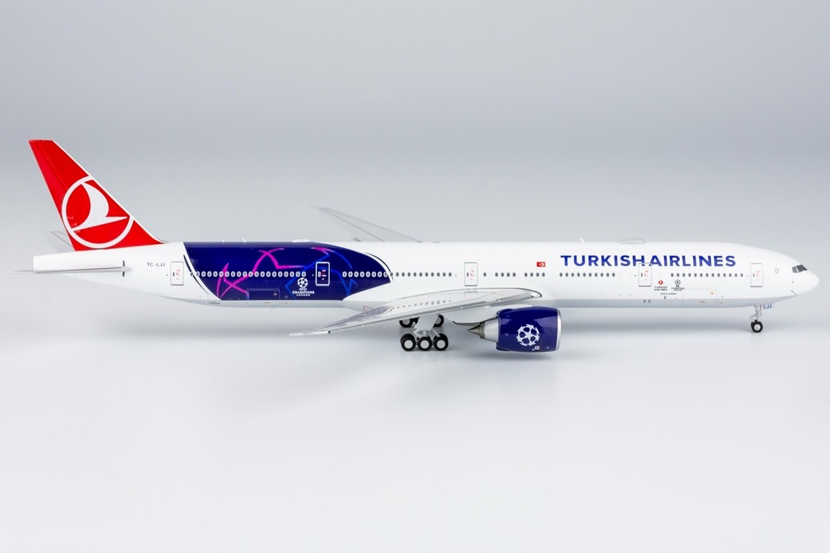 ロイヤルフライト 777-300ER VQ-BGL 1/400 ロイヤルフライト 777-300ER VQ-BGL 1/400