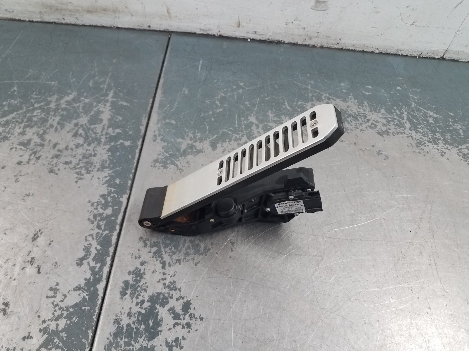 2021 McLaren 765LT Accelerator Throttle Pedal Assembly #5537 C7