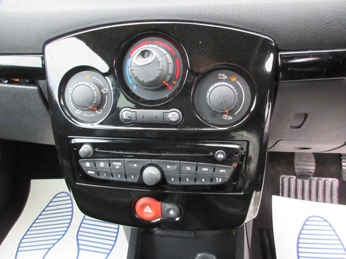 2012 Renault Clio 1.2 16V Dynamique TomTom 3dr Cambelt Recent HATCHBACK Petrol M - Picture 19 of 23