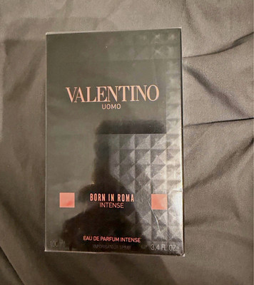 Valentino Uomo Born In Roma Intense EDP Intense Spray Men 3.4 fl oz Regular