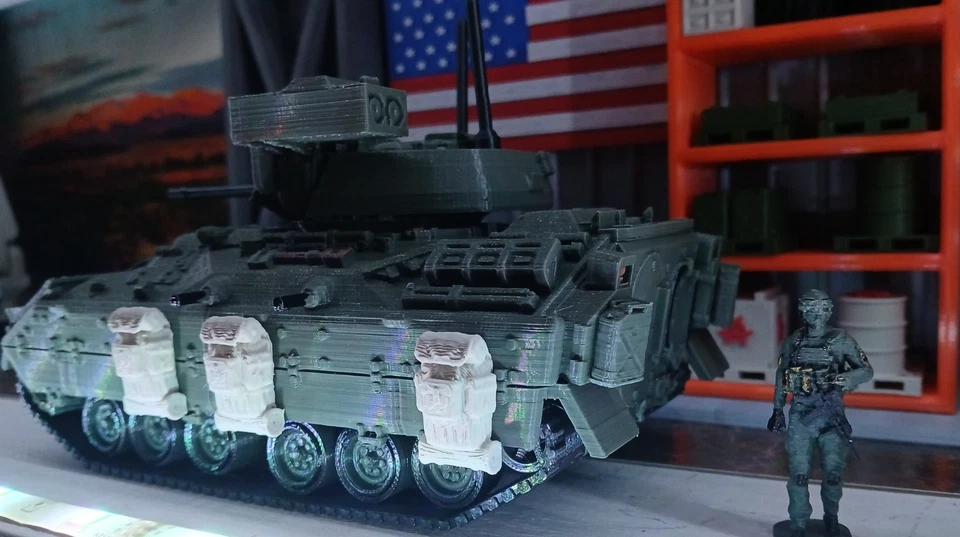 Vehículo de combate Bradley M2A3, escala 1:43 Foto 2 de 4