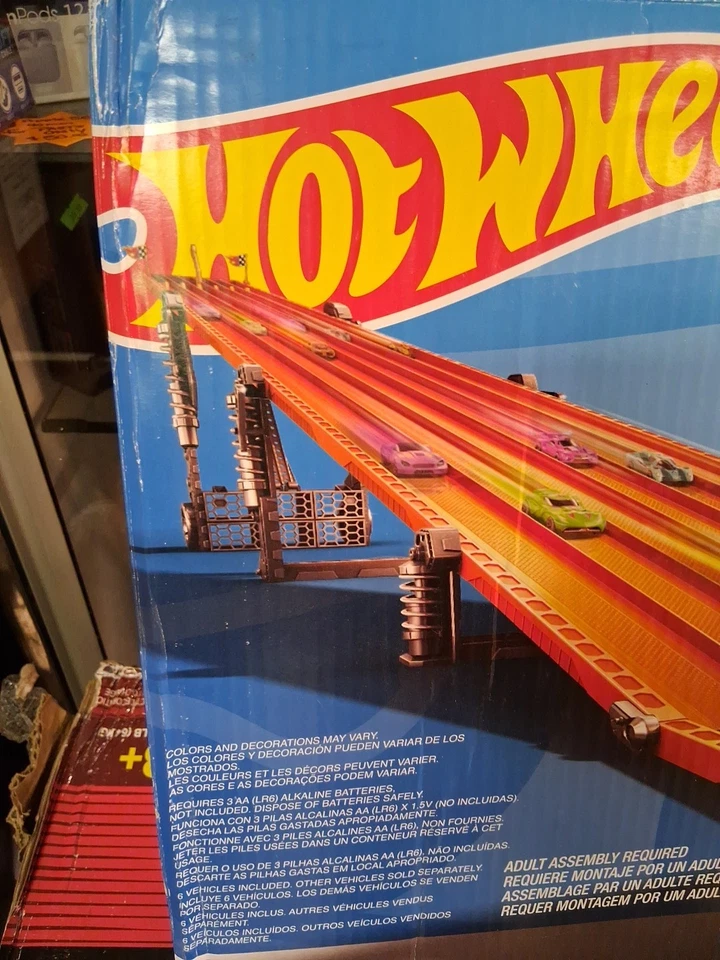 Hot Wheels Track Set,8ft  In 6-Lane Raceway,  - Image 3 of 4