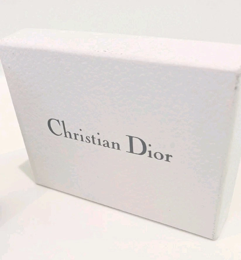 Christian Dior Vintage CD Logo Charm Bow Tie Beige Leather Choker Necklace & Box - Image 4 of 4
