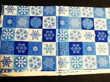 Signature Classics Oakhurst Textiles Jolly Snowflakes Blue & White Square Blocks