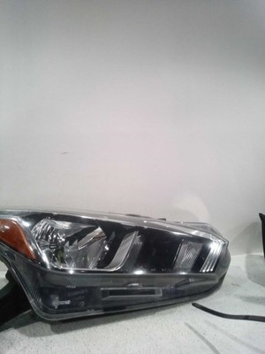 Passenger Right Headlight Halogen Fits 20-22 VERSA 164193