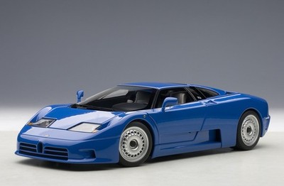 1/18 AUTOart Signature Bugatti EB110 GT (Blue)