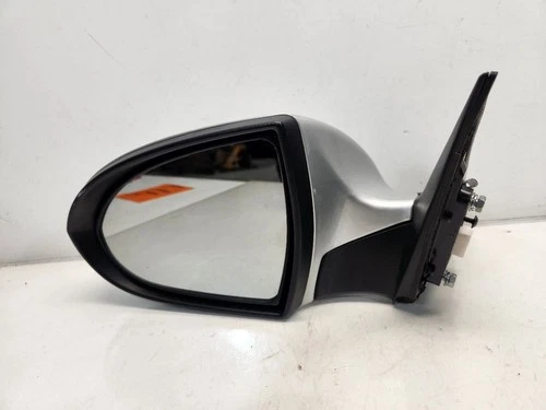 2010-16 Kia Sportage Drivers Side Mirror - Power W/ Turn Sig & Manual Fold