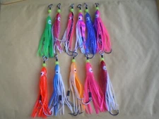 12 PCS. 2 S.S. ASSIST HOOKS #3/0 W/SQUID SKIRT HOOCHIE BAIT & S.S. WIRE LEADER
