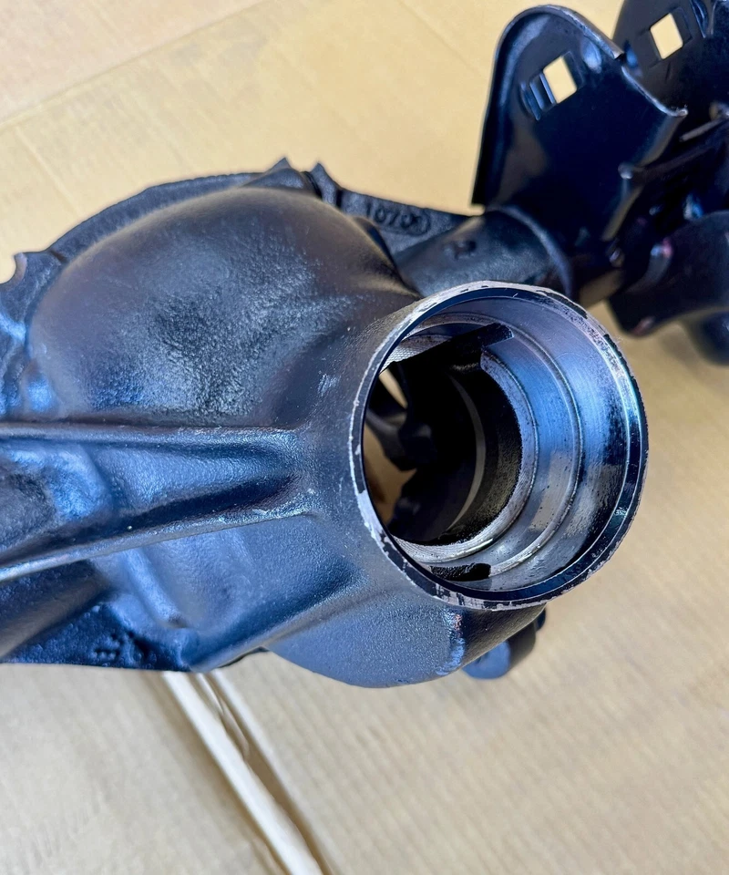 New Mopar 68004069AC 07-15 Jeep Wrangler Axle Housing W/ Ball Joints. Never used - Image 4 of 4