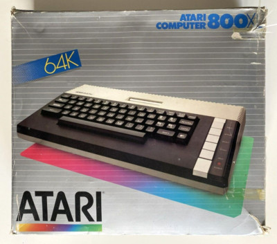 ATARI 800 XL Computer mit OVP und Beihefte / lässt sich einschalten
