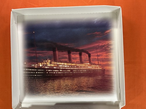 Titanic VHS Box Set Collectors Edition With 35mm Film Cell Video Tape & 8 cards - Picture 6 of 6