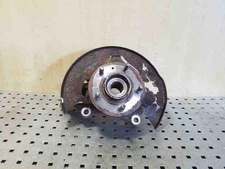 CHEVROLET CAPTIVA C100, C140 FRONT LEFT WHEEL HUB 2.2 DIESEL 135KW 2012 26209617