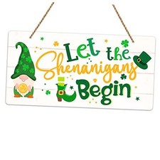 St.Patrick's Day Decorations Sign Green Gnomes Shamrock Hanging Sign for B-16