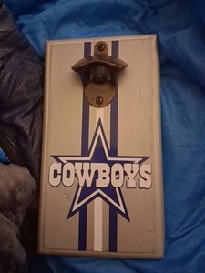 NFL DALLAS COWBOYS Wall Mounted Metal  Bottle Opener 5x10" Wood Plaque Football