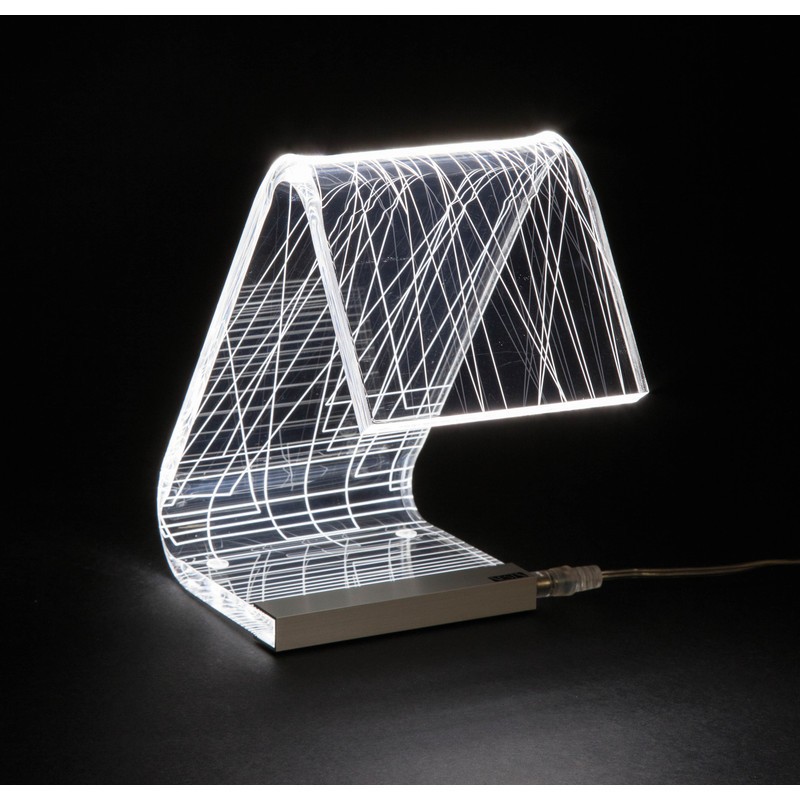 Lampada Vesta Home C-LED ON LINE in Cristallo Acrilico - Design Made in Italy