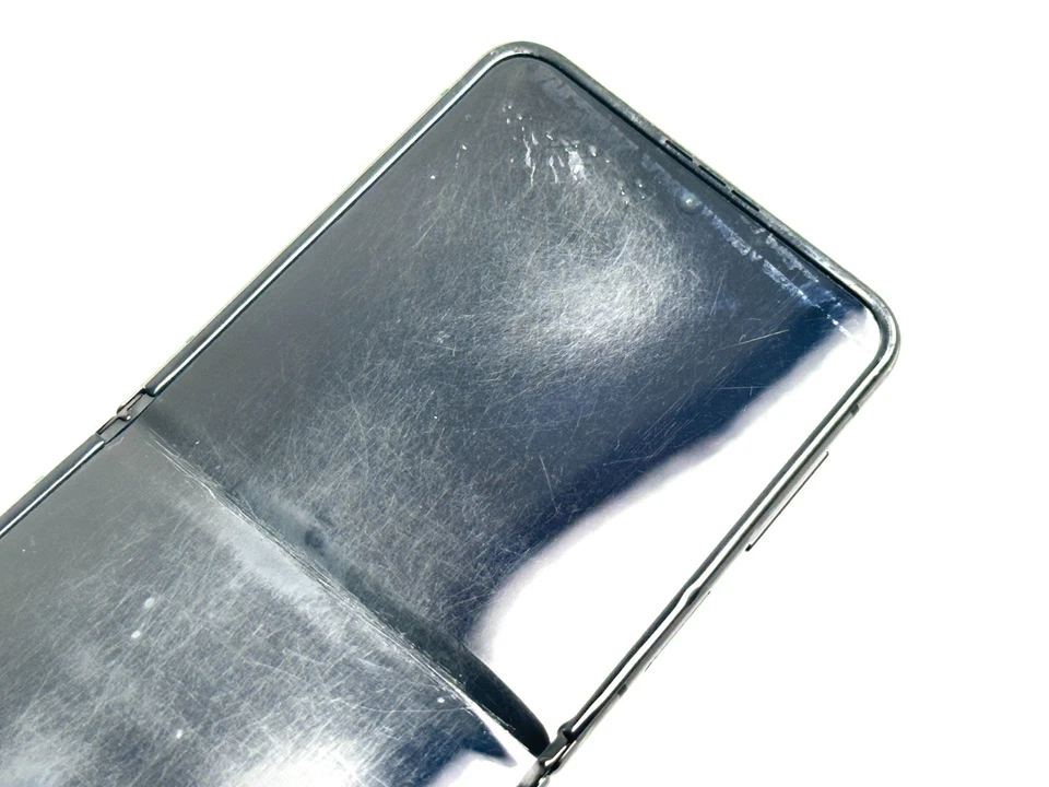 Samsung Galaxy Z Flip4 · 128GB, Foto 2 von 5