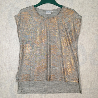 Dantelle Women's Foil Print Step Hem Top MEDIUM - Gold Silver Metallic (D1556)