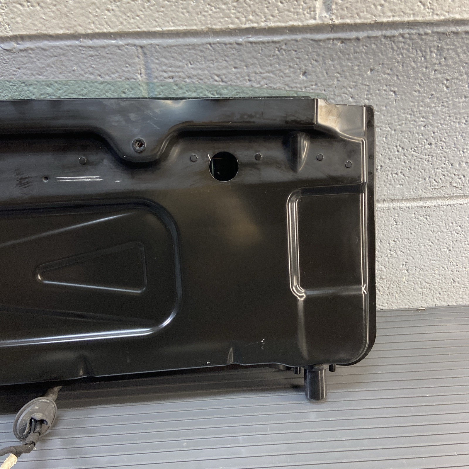 2011-2015 Audi R8 42 Spyder Rear Window Regulator Motor OEM Genuine Part