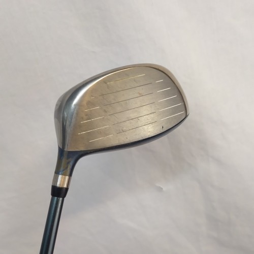 Cleveland Launcher W Titanium 12* Driver Women's Flex Graphite Shaft 44" - RH - Picture 3 of 13