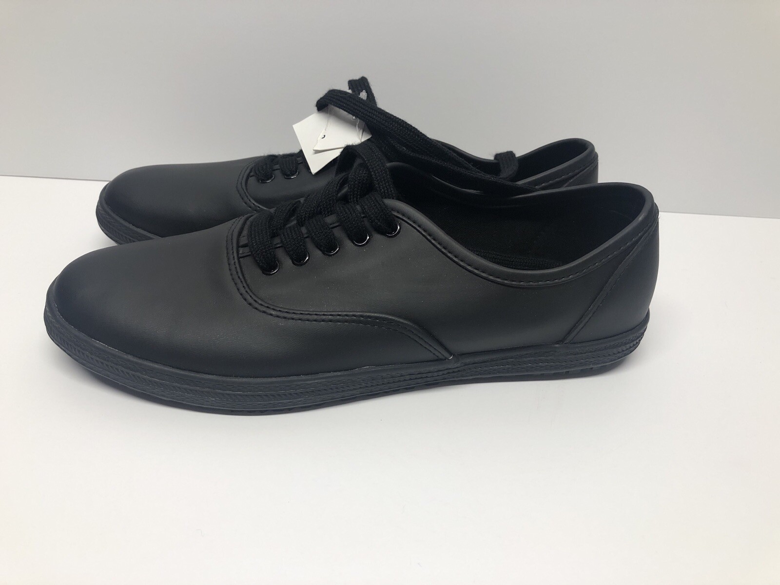 mossimo non slip shoes