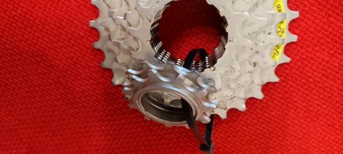 NOS Suntour Power Flo 8-speed Cassette Microdrive MTB 11-28T - Picture 2 of 4