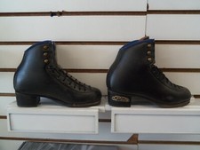 SP Teri Zero Gravity Ice Skate Boots Size 2AA Heel /A Ball Boys's Black