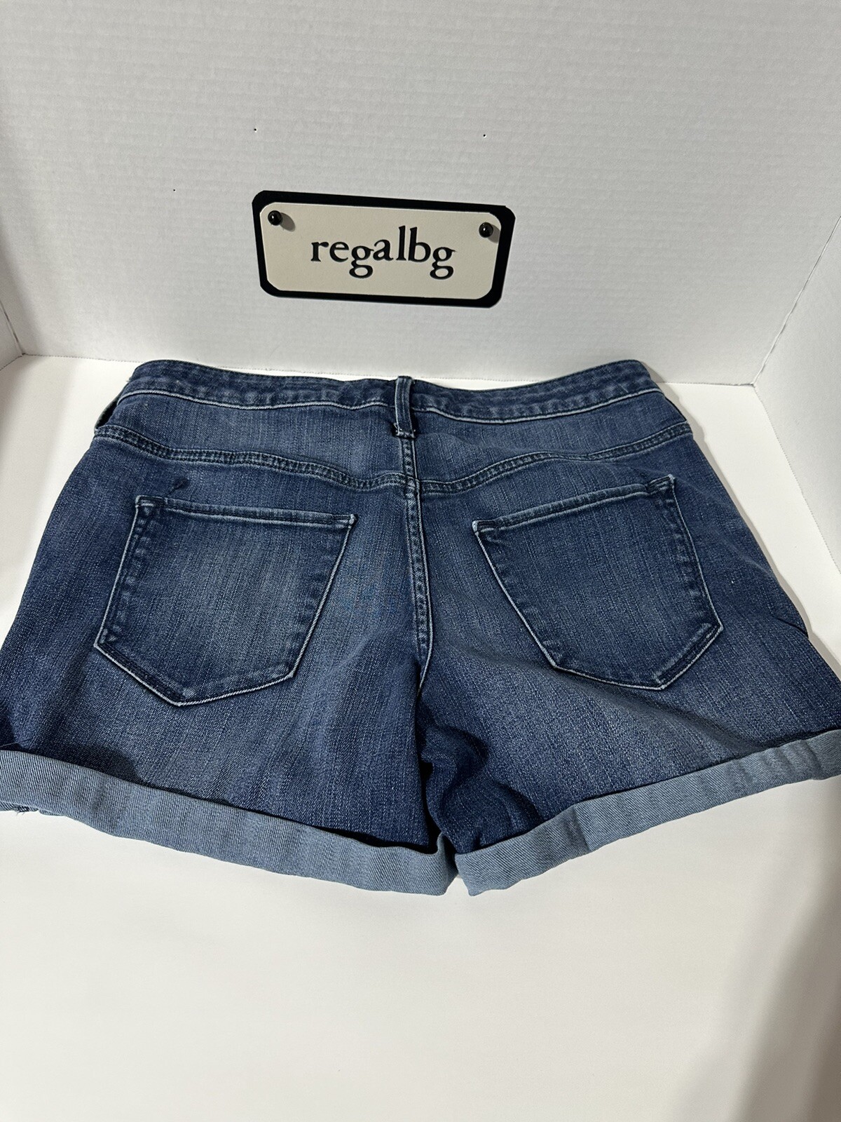 Mossimo Jean Shorts Women's 8 29 Blue Mid Rise Midi Cuffed Stretch