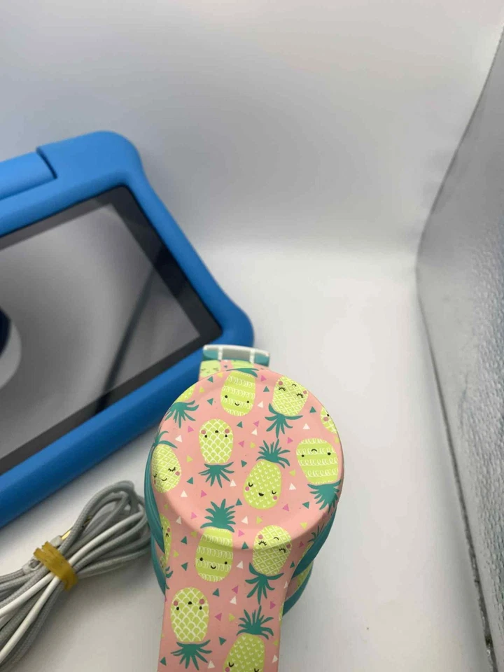 Amazon Fire 7 (9th Gen) M8S26G  Kids Tablet + Headphones Blue Kids Bundle  - Image 3 of 4