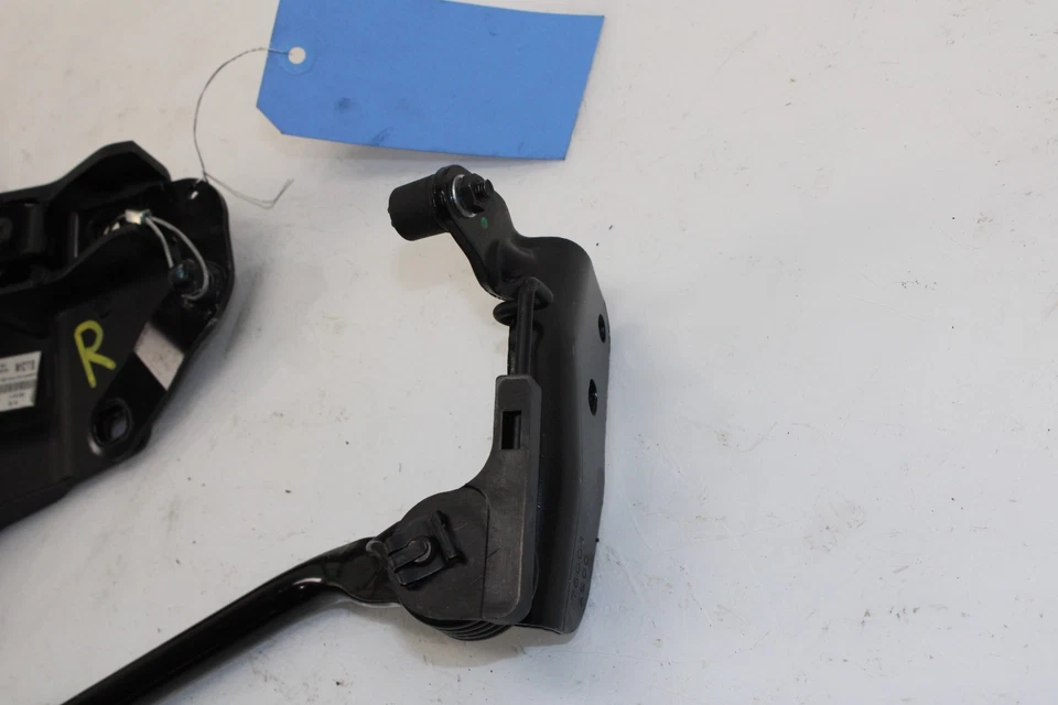 2010-2020 Nissan 370z Convertible Top Right Hinge OEM NK47 - Image 2 of 4