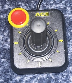 Atari 2600 With ace controller and power cables. POWERS ON