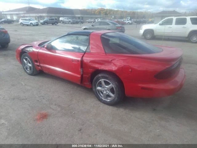 Radiator Fits 00-02 CAMARO 4156601 Foto 3 de 4