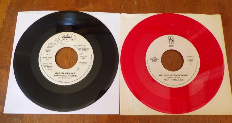 Garth Brooks Set of 2 PROMO 45s Unanswered Prayers / Learning To Live Again - Image 2 of 2