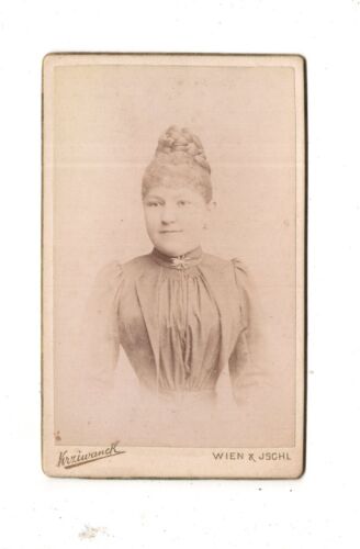 Photo CDV portrait de femme - Vienne & Bad Ischl années 1890 - Photo 1/2