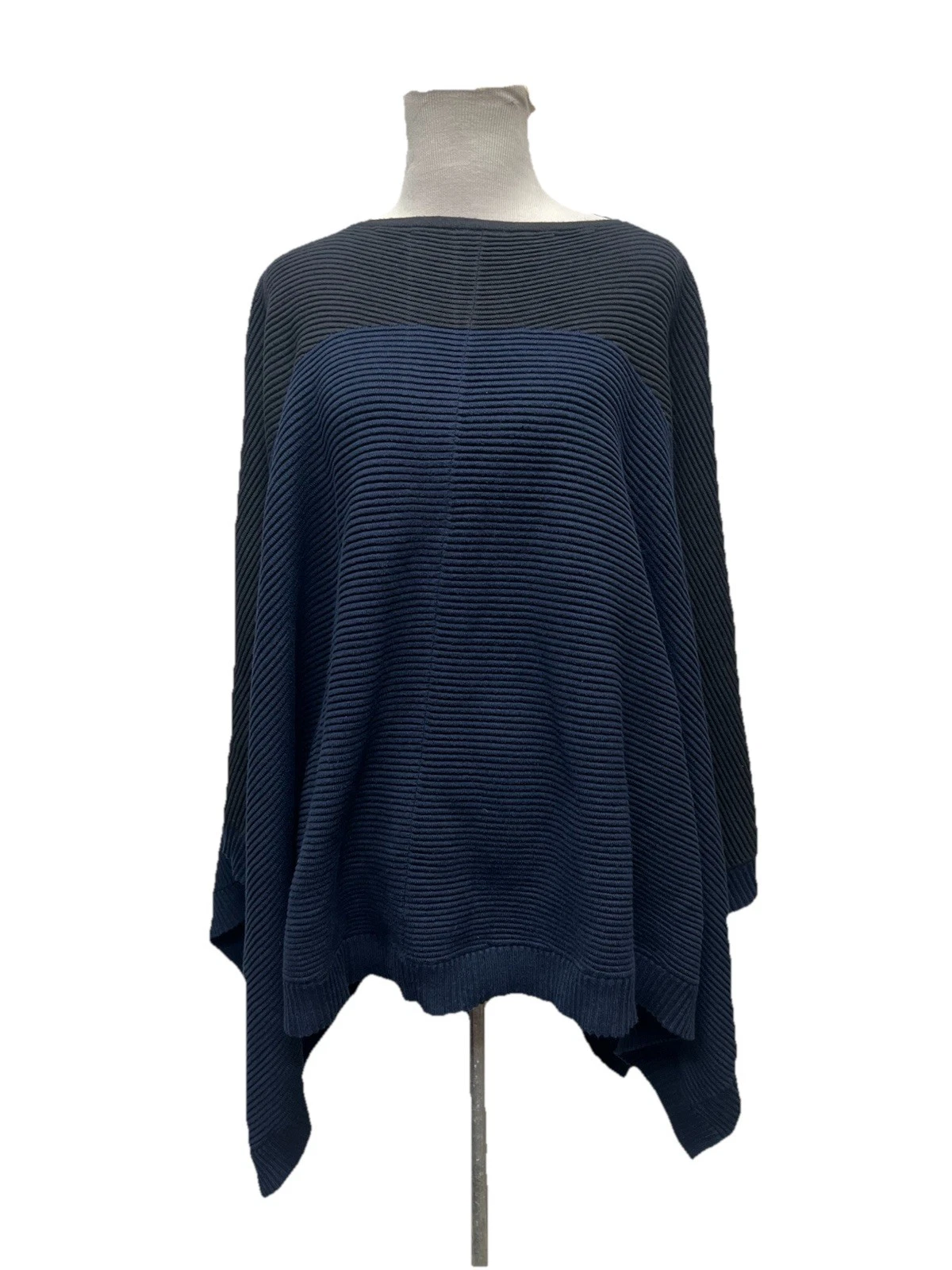 Lululemon It All Lines Up Poncho Top Black/Navy Woven Women O/S One Size