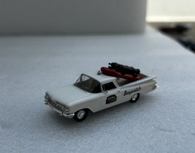 Brekina 19941 Chevrolet El Camino Malibu Baywatch Rettungsdienst Boot 1:87