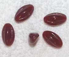 VINTAGE JAPANESE HAND MADE CARNELIAN GLASS TWISTED RED-BROWN BEADS - 12 PCS