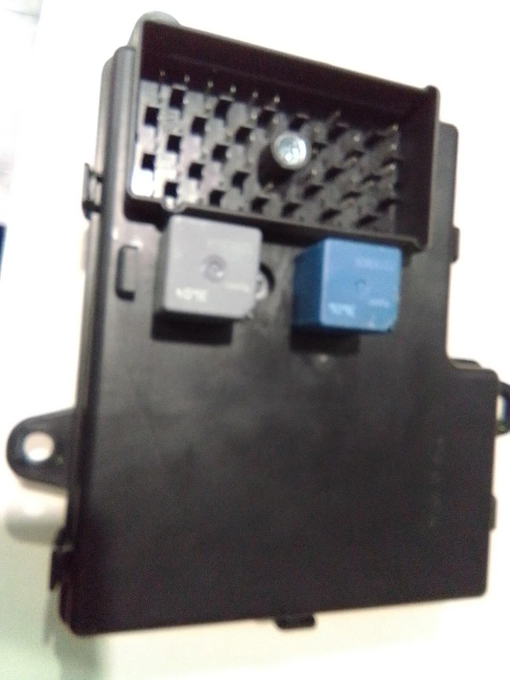 Модуль управления корпусом блока предохранителей 2007 C6 Corvette BCM 15916669 от оригинального производителя 6169-74 - Изображение 4 из 4