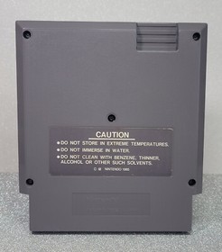 Rush'n Attack NES gioco vintage Nintendo 5 SCREW testato e funzionante no manuale pulito