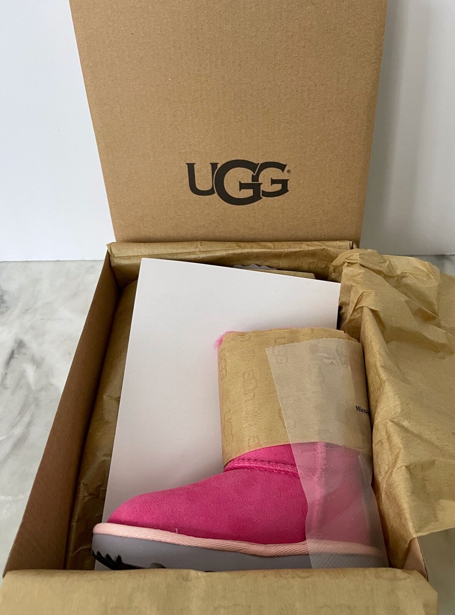 UGG Toddler Bailey Bow II Boots Size US 6 Pink Azalea/Icelandic