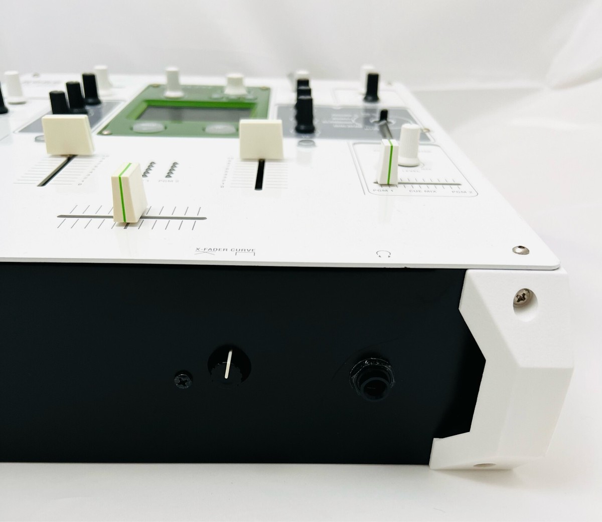 KORG KM-202 Kaoss Pad Dynamic DJ Mixer Sampler bpm Processor KORG KM-202 Kaoss Pad Dynamic DJ Mixer Sampler bpm Processor