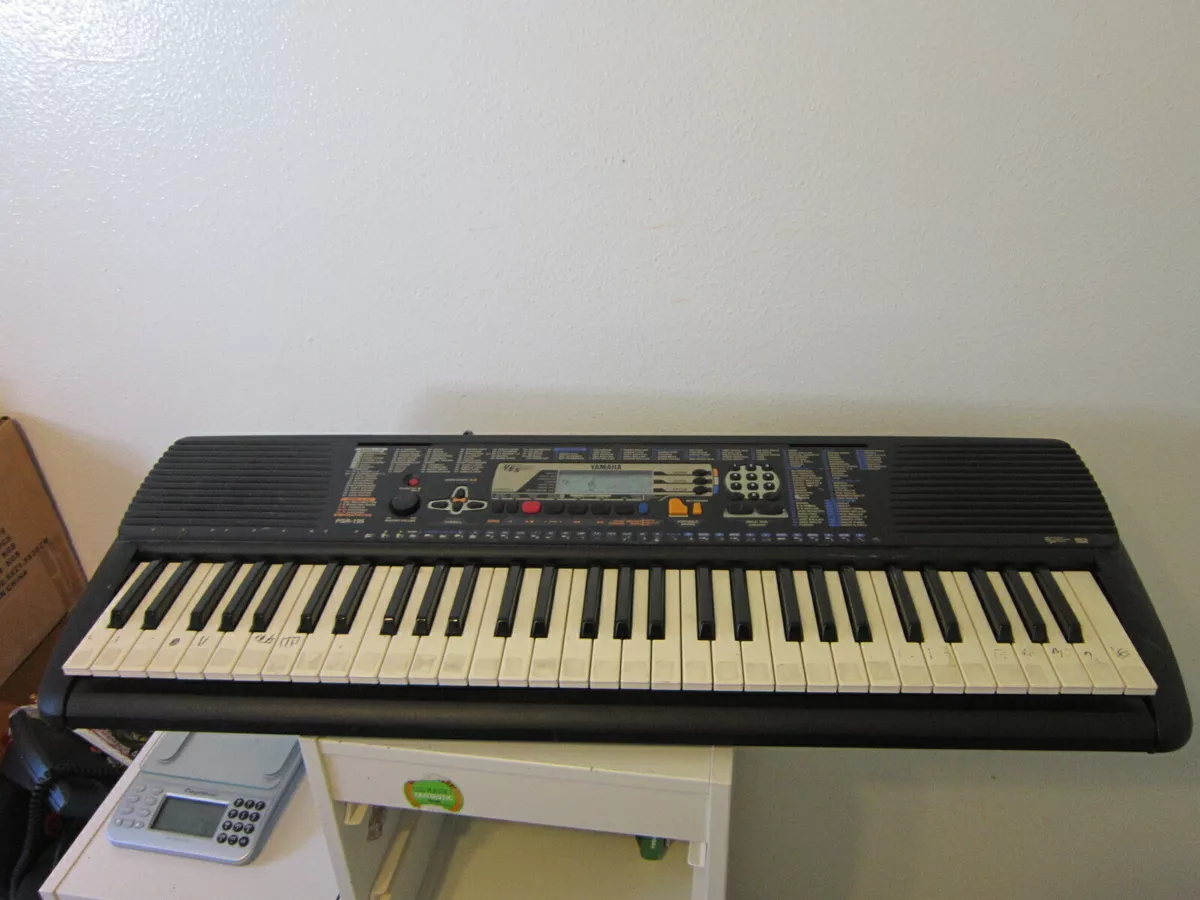 Yamaha PSR 195 Portable Keyboard with Power Supply