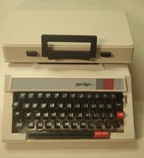 VINTAGE ROVER SUPER DE LUXE MANUAL PORTABLE TYPEWRITER WITH CASE - WORKS thumbnail