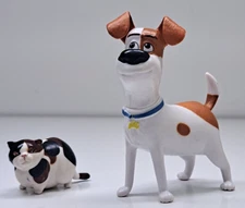 Spin Master Secret Life of Pets Max Pet Figure + Peter Pan Tinkerbell Cat