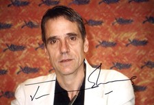 ACTOR Jeremy Irons autograph, IP signed photo