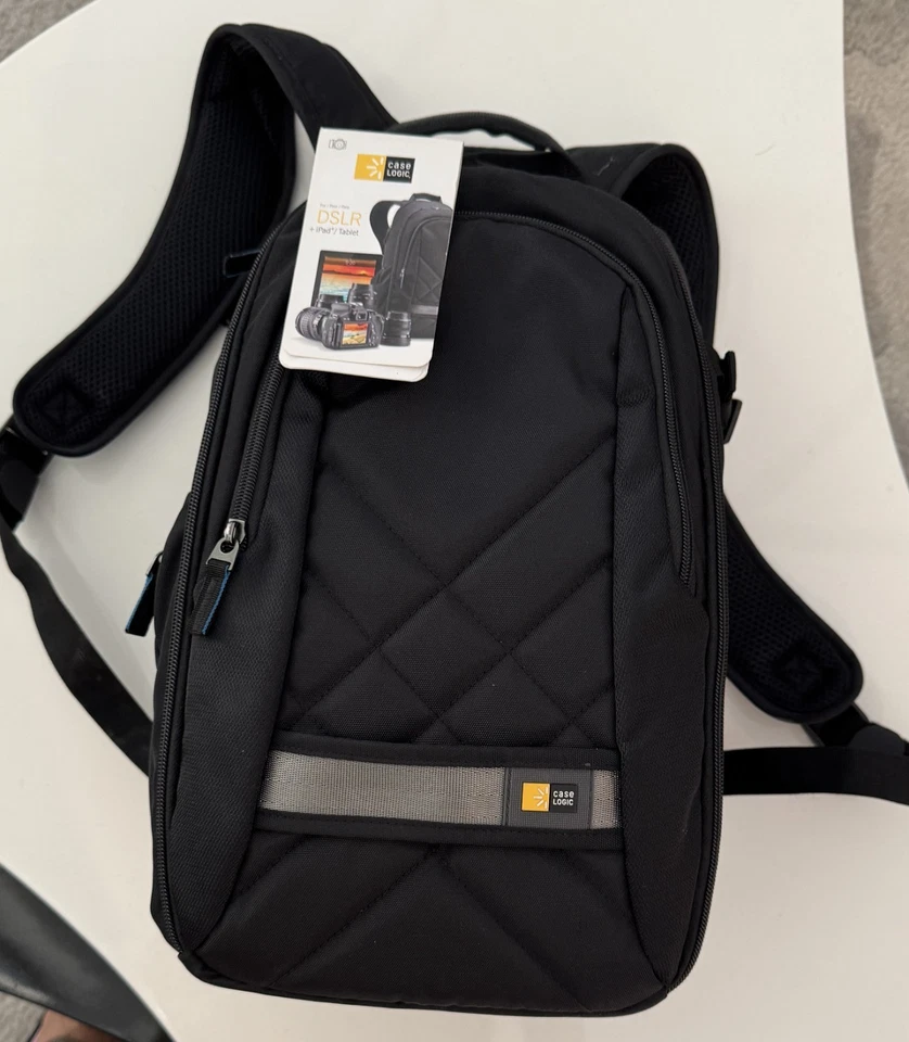 Brand New -Case Logic DSLR + Ipad & Tablet Back Pack -Color Black-NWT - Image 2 of 4