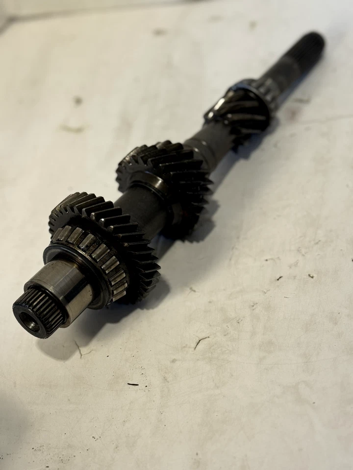 VW MANUAL TRANSMISSION 02J/EGR (MK4 TDI) COUNTER SHAFT ASSEMBLY USED OEM - Image 3 of 4