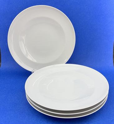 2 ONLY Kahla Pure Simple White Porcelain 10.5'' Dinner Plates Turkey Crate Barrel